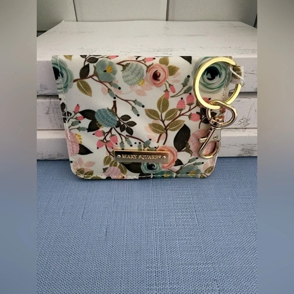 Mary Square ID Wallet with keychain- peach floral NWOT